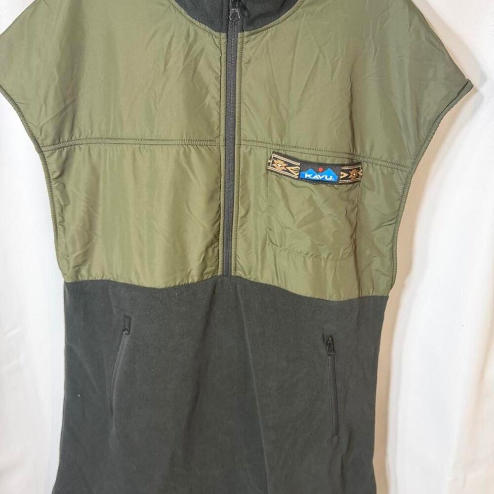 Kavu Women's Green and Khaki Gilet